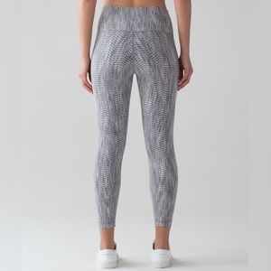 Lululemon Wunder Under Hi-Rise 7/8 Tight *25"